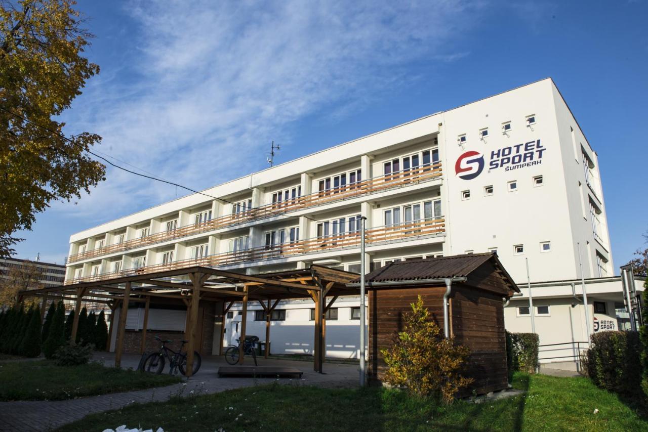 Hotel Sport Šumperk Exteriör bild